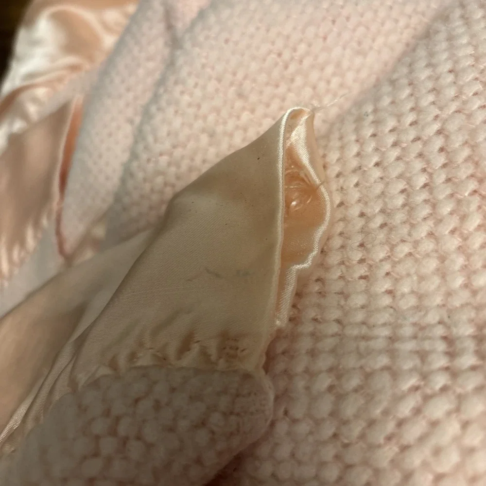 VTG Pink‎ Waffle Weave Acrylic Blanket Satin Trim Full 68